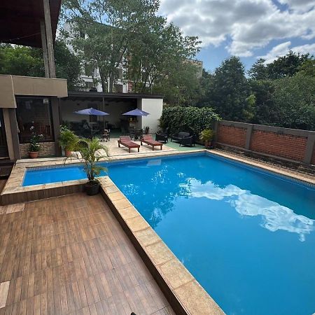 La Familia Hotel Puerto Iguazú Eksteriør billede