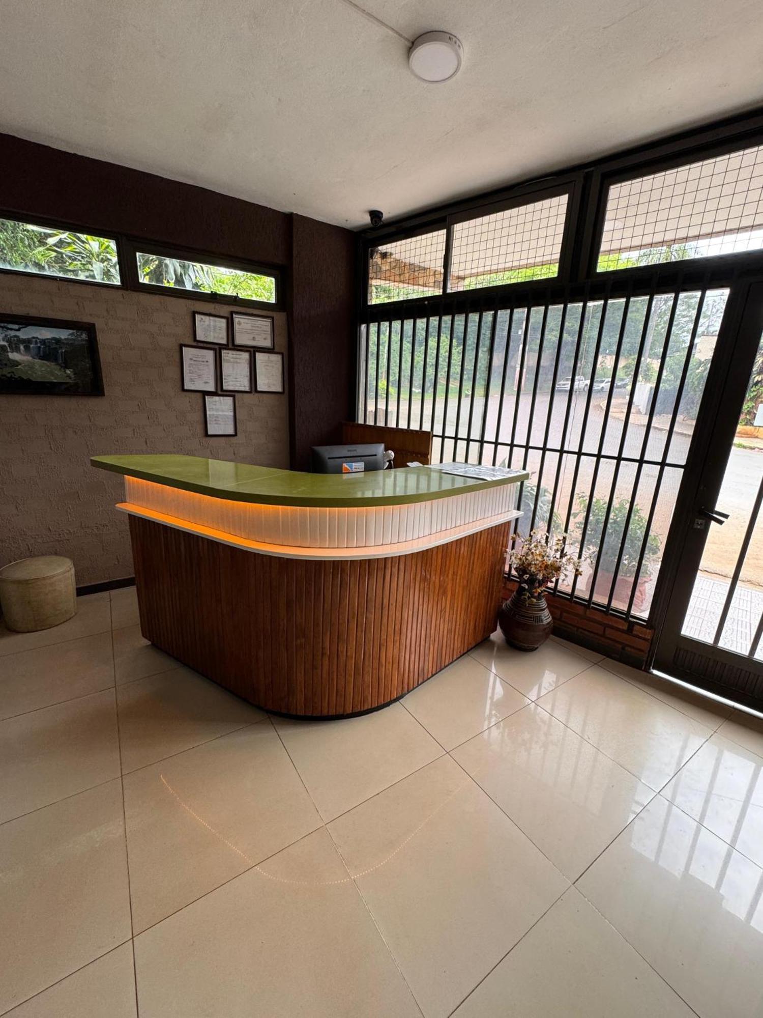 La Familia Hotel Puerto Iguazú Eksteriør billede