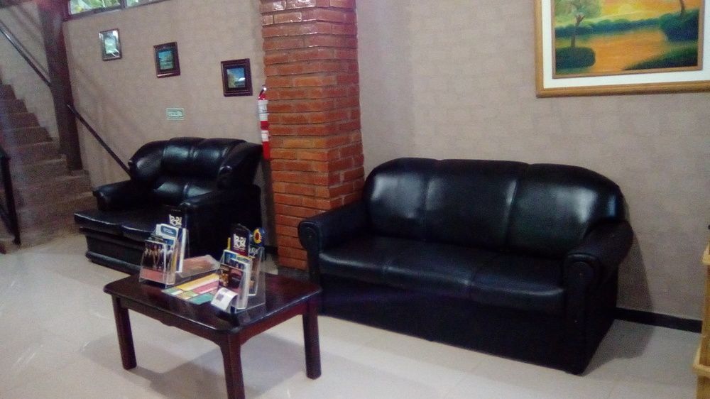 La Familia Hotel Puerto Iguazú Eksteriør billede